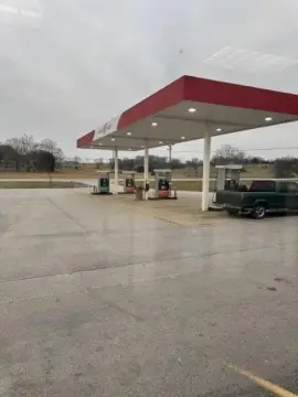 Established Grocery Store on 5 Acres