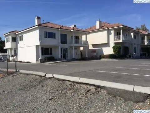 Remodeled Office Units Overlooking Golf Course