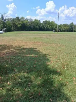 Flat Land in Seligman, MO