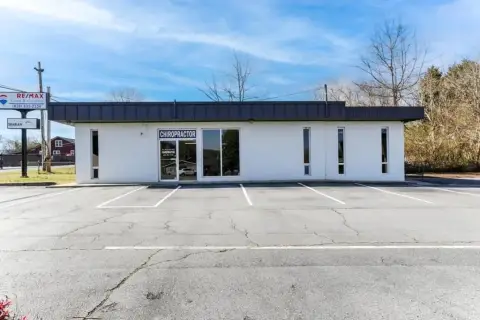 Versatile Commercial Space in Murphy