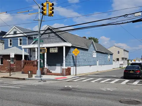 Commercial Property in Broad Channel