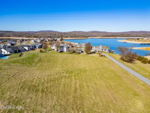 Lake View Lot in Tennessee