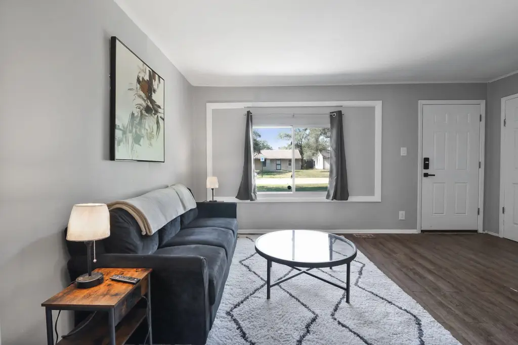 Picture 3