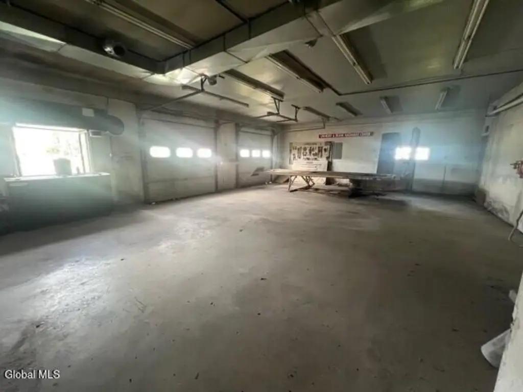 Picture 10