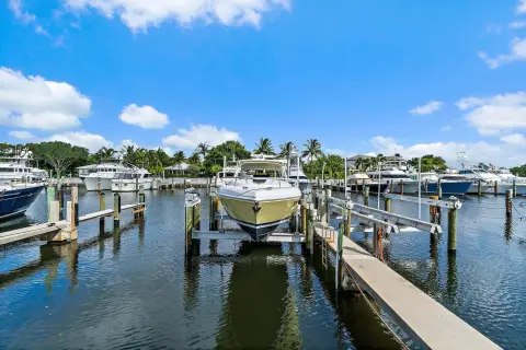Deeded Marina Slip with Boat Lift