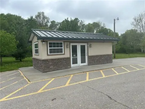 Prime Commercial Property on Highway 33