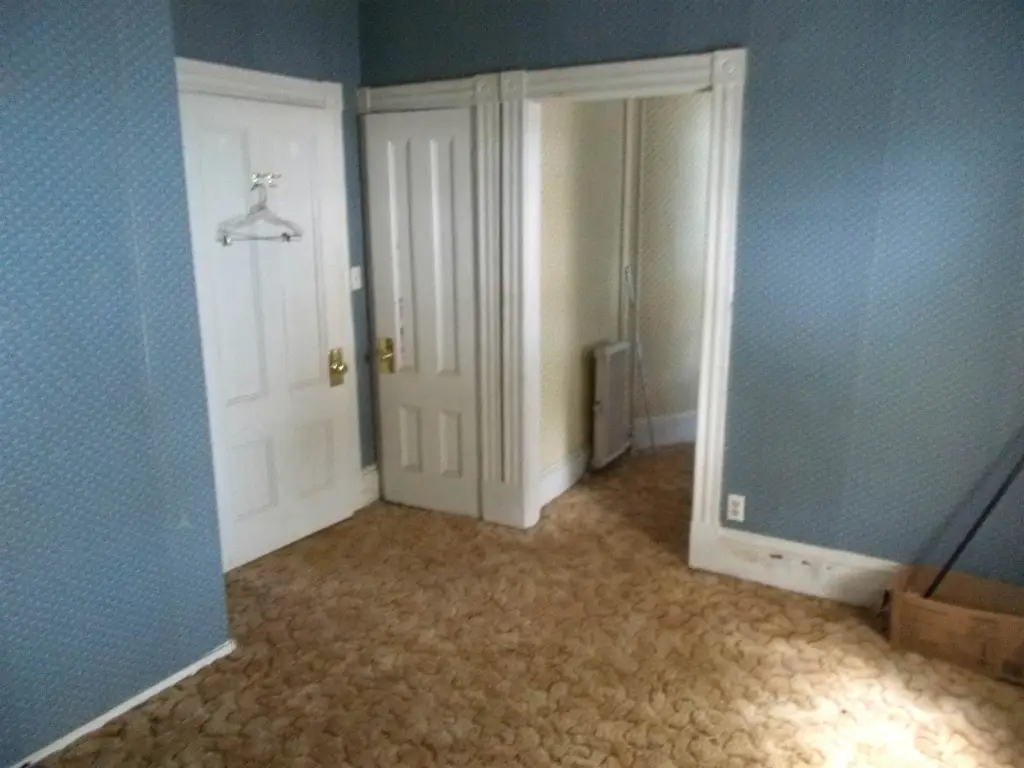 Picture 7
