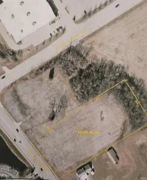 Vincennes Commercial Development Opportunity