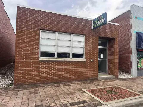 Huntingburg Office Space on Fourth