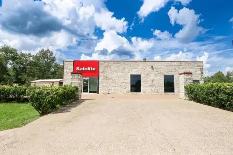 NNN Commercial Property