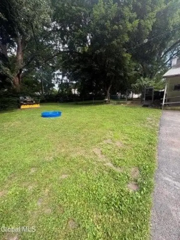 Picture 10