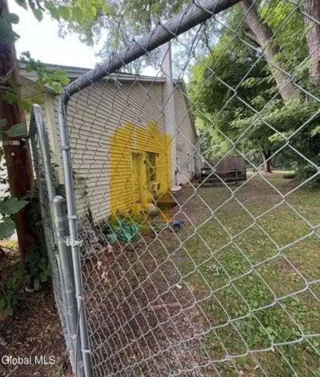 Picture 11