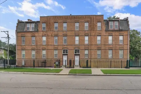 Historic Pullman Multi-Unit Investment Property