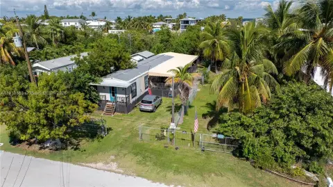 Waterfront Double Lot in Key Largo