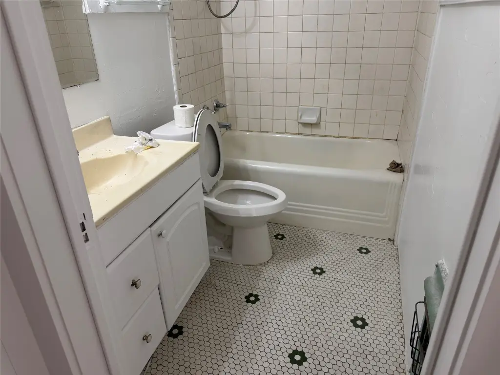 Picture 10
