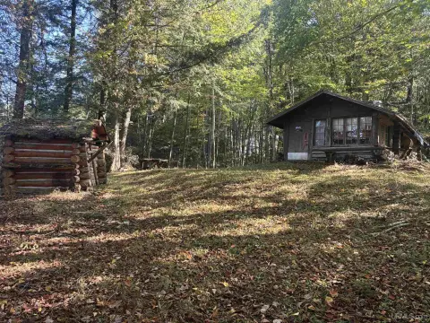 40 Acres on Pleasant Lake