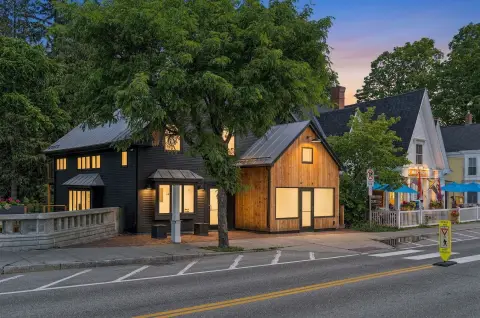 Mixed-Use Building with Loft Apartment