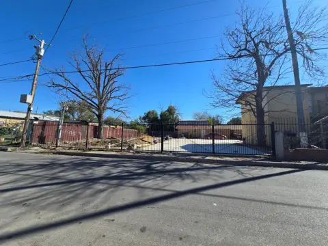 Eight-Unit Apartment Building