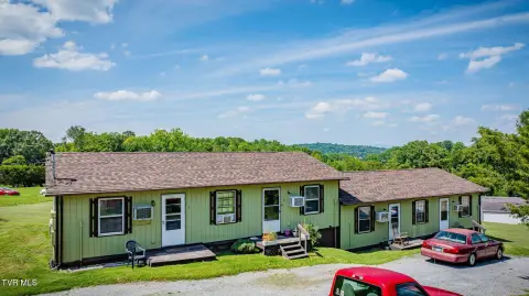 Quadplex with Month-to-Month Leases