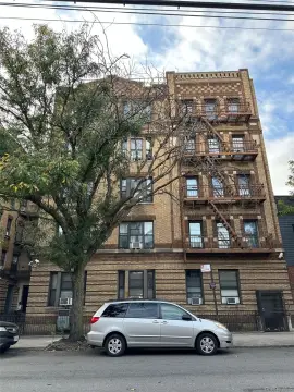 Astoria Multifamily Building: 30 Units