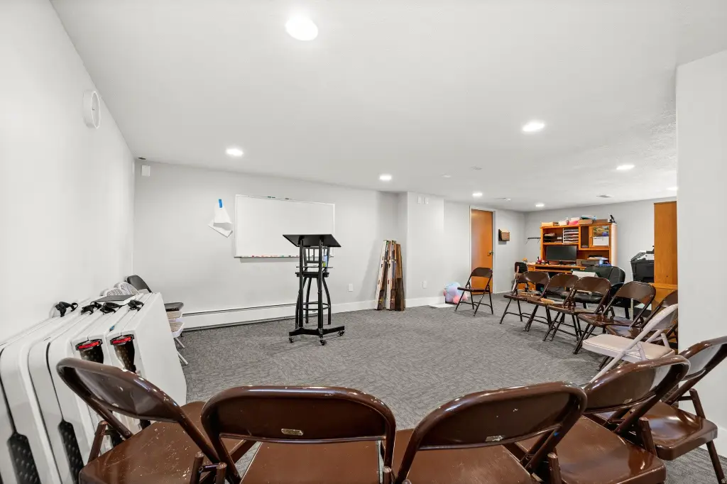 Picture 16