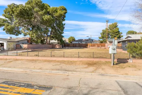 Residential Lot Facing Rosamond Park