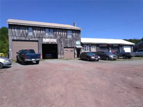 Mixed-Use Auto Garage Property