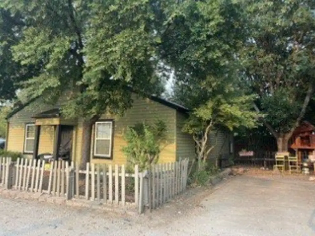 Picture 4