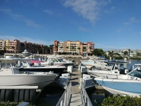 Marina Slip with Boatlift