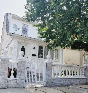 Richmond Hill Colonial Duplex