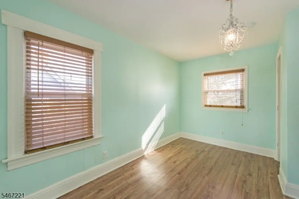 Picture 32