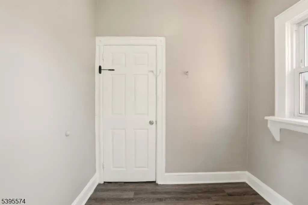 Picture 18