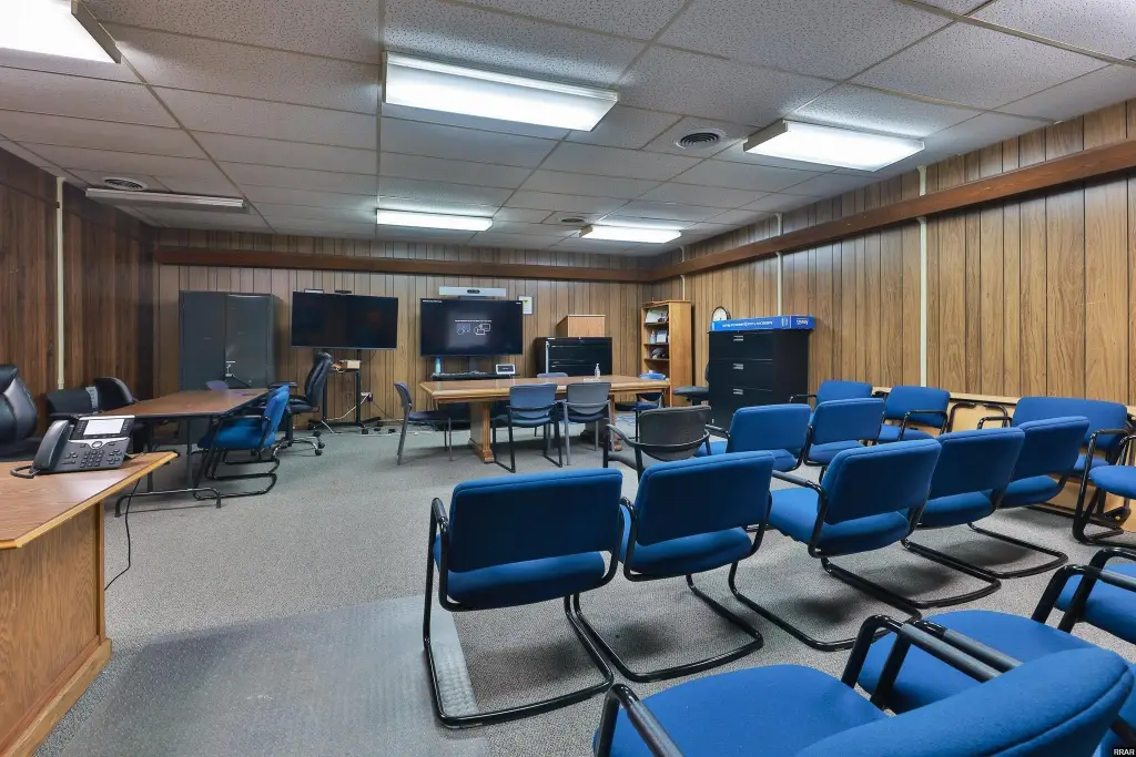 Picture 16