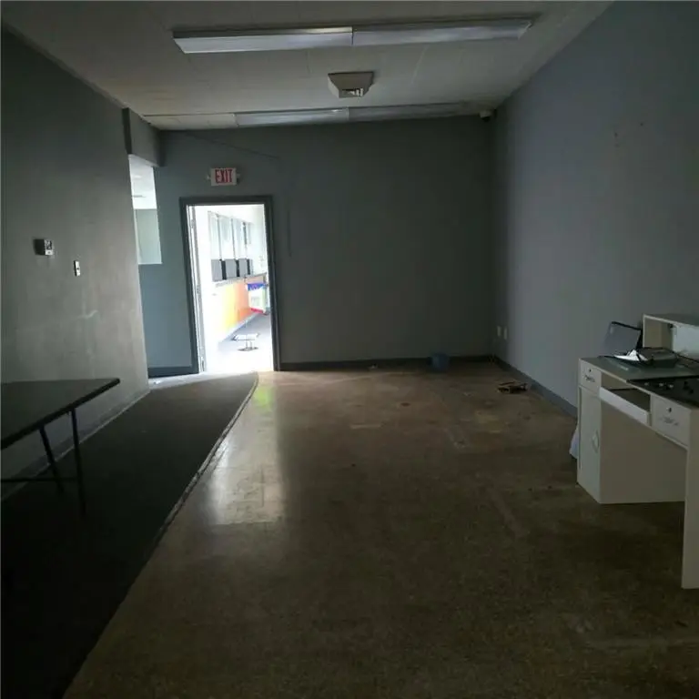 Picture 19