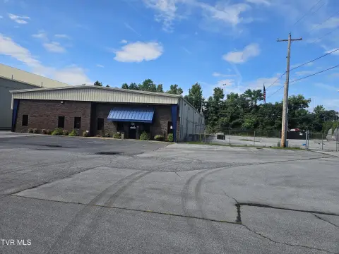 Flex Space with Warehouse