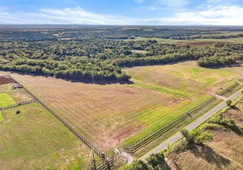 Yukon Acreage with Development Potential