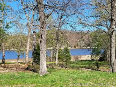 Lakefront Property on Lake Ozarks