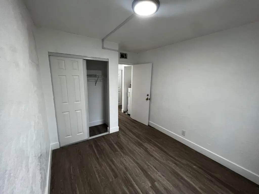 Picture 10