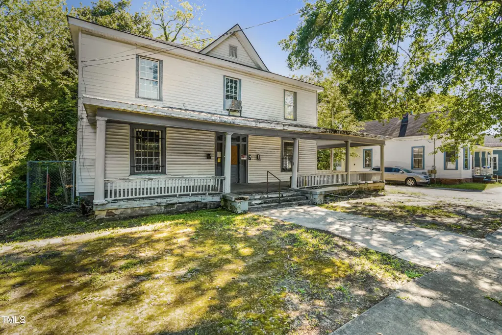 Picture 3
