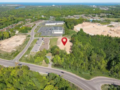 Graded Commercial Land