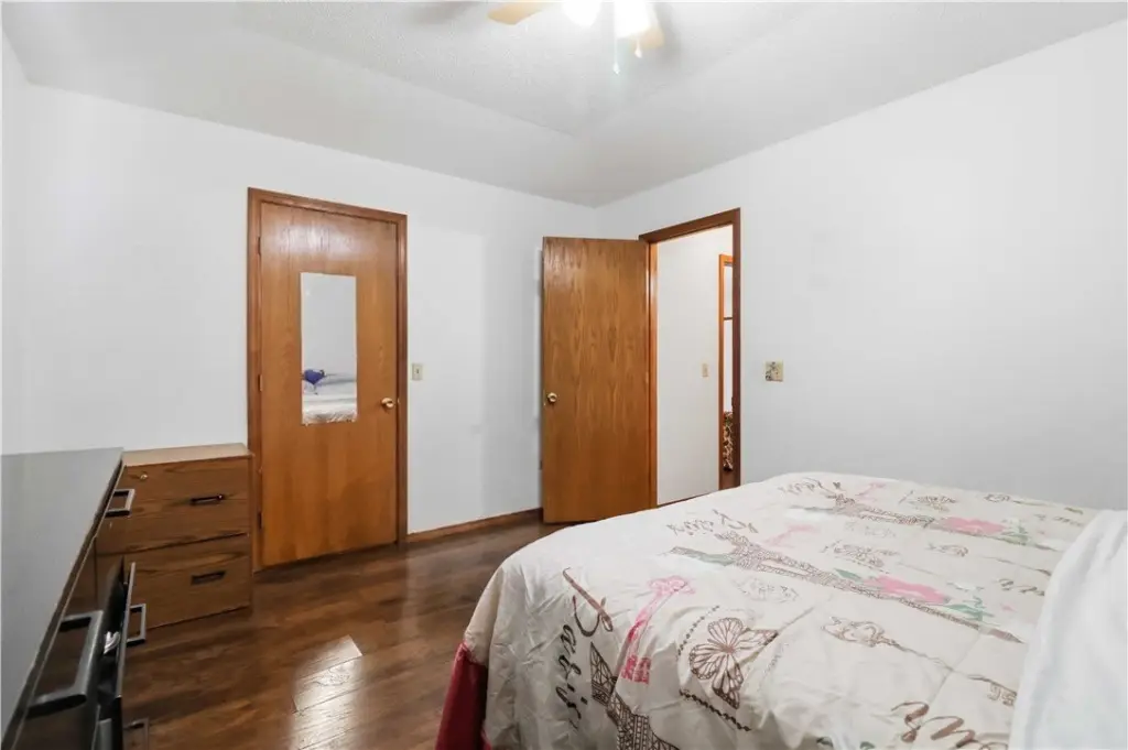 Picture 25