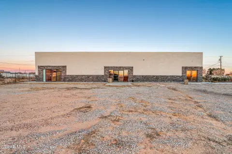 Commercial Property Near Horizon Blvd