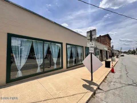 Picture of Storefront properties at 2 Penna, Matamoras, PA