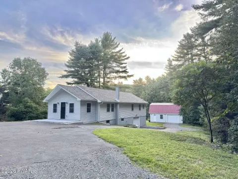 Live-Work Property with Garages
