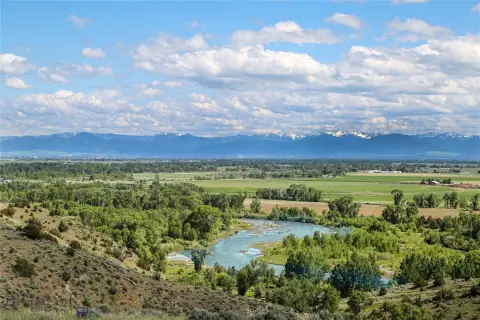 Gallatin River Ranch Land
