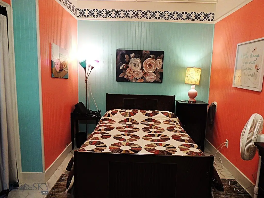 Picture 12