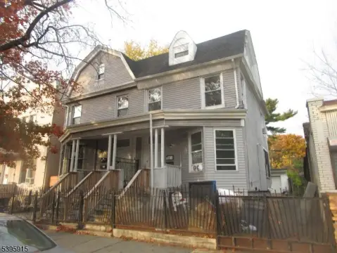 Renovated Four-Unit Building in Newark