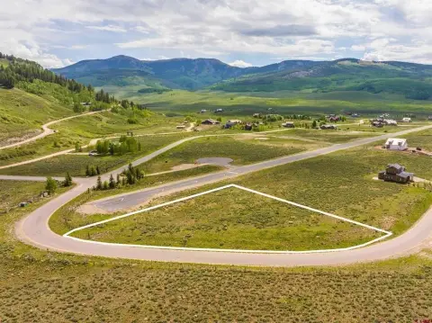 Premier Aviation Lot in Crested Butte
