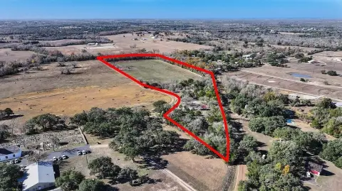 Prime Acreage in Round Top