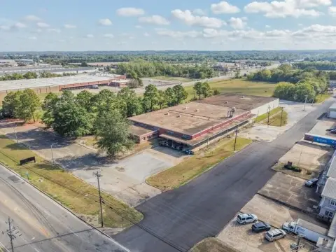 Distribution Center with Loading Docks